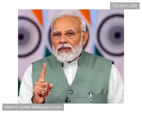 印度投球手太准了，每一球都带威胁，印度球迷